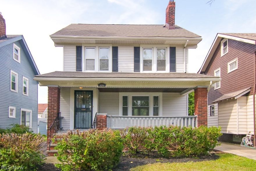 3293 Tullamore, Cleveland Hts., OH 44118 -- Fully renovated 4 bedroom 2 bathroom colonial home! 

$1,150 rent / $1,150 deposit 
$25 application fee per adult 
1-2 pets OK with additional deposit 
NO CMHA / NO SMOKING 

Incredibly spacious and just completely renovated 4 bedroom 2 bathroom colonial home that provides amazing amenities inside AND outside! Large covered front porch, newer 2 car detached garage. The central air conditioning was just recently installed as well! Large formal living & dining room that has brand new laminate flooring leads to the renovated eat in kitchen with granite countertops, dishwasher and microwave. The home was just freshly painted throughout and offers 3 full floors of living space! The 2nd floor offers a rear office, den or 4 season room that overlooks the backyard; and the 3rd floor is fully finished and has a walk in closet! Both bathrooms are updated as well and have tile detail and surround! 

Do not miss out on this gorgeous home, it wil