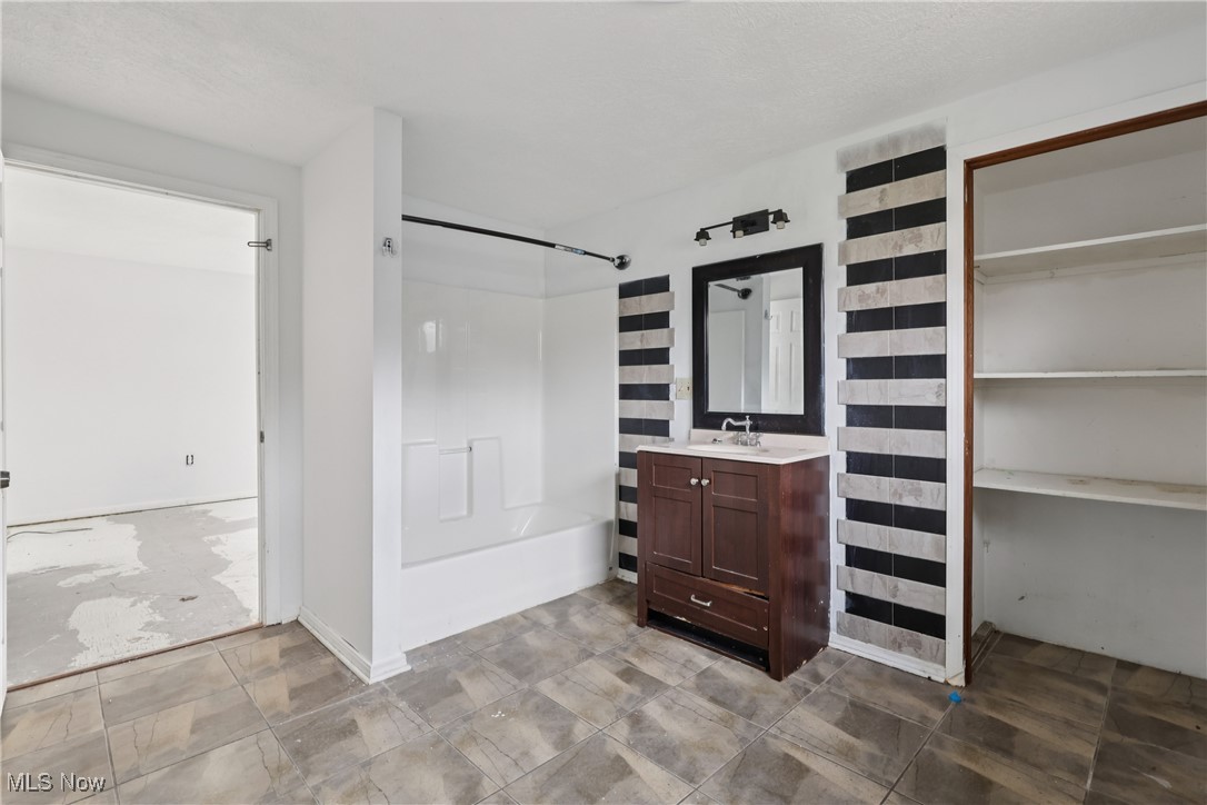 E Barb 2nd Add - Residential