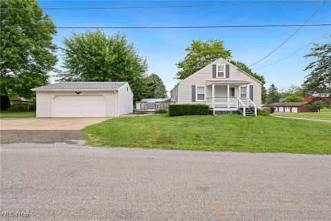 Photo for 529 Noble Street W