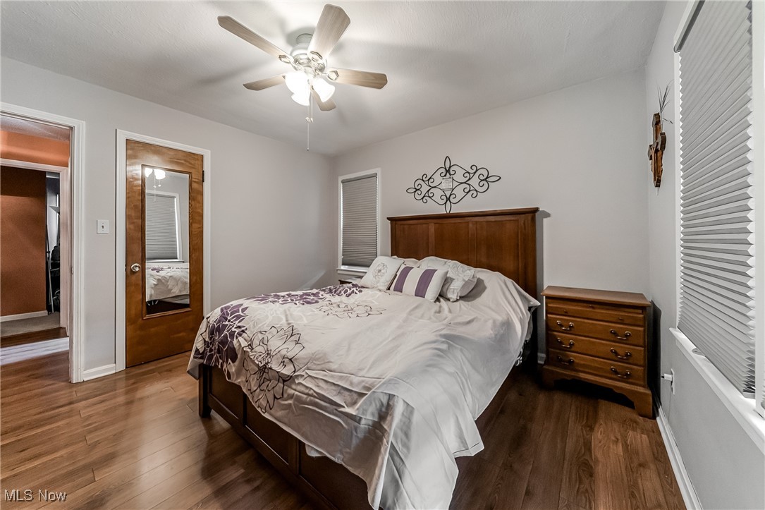 7029 Oakwood Road, Parma, Ohio image 13
