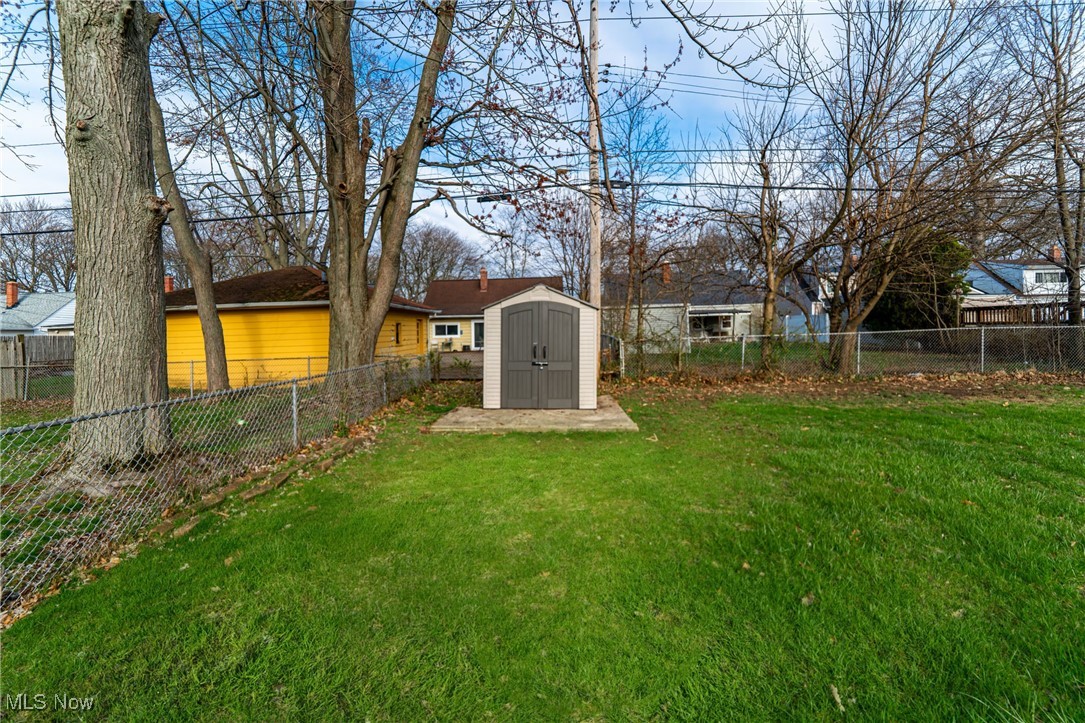 7029 Oakwood Road, Parma, Ohio image 27