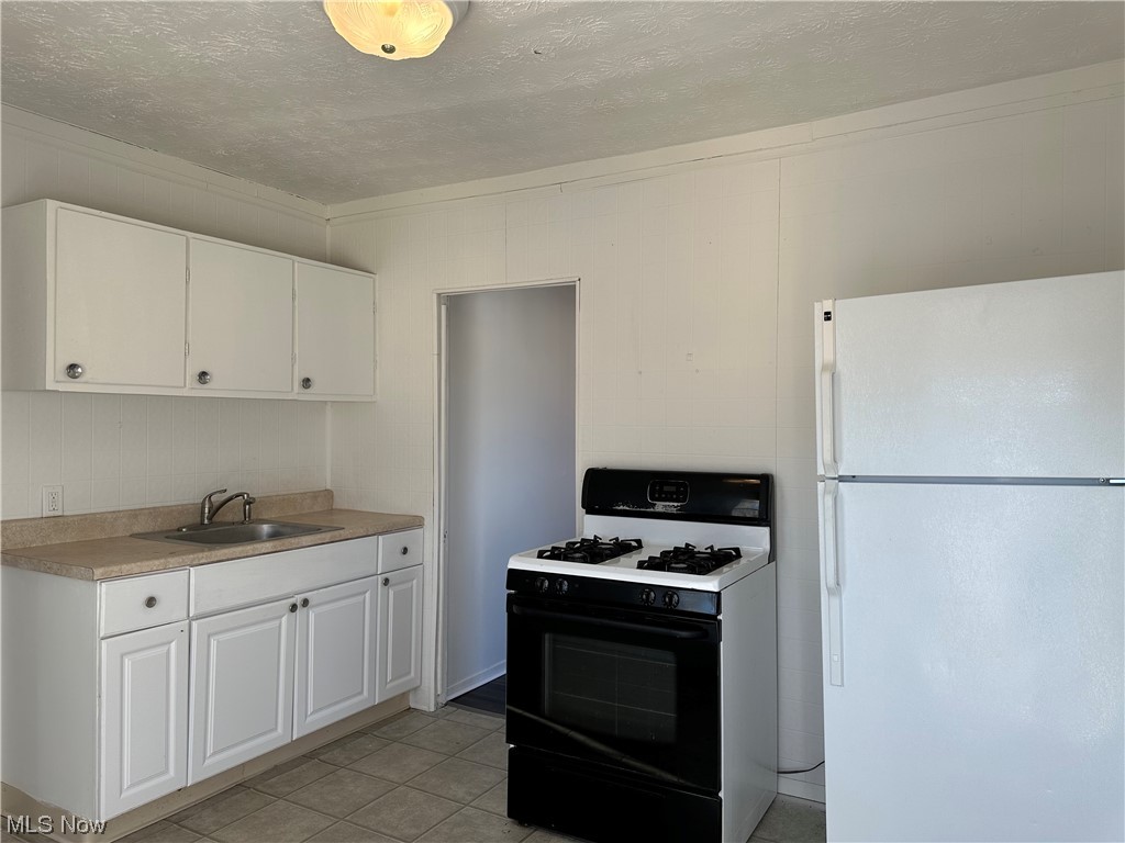 Kenwood - Residential Lease