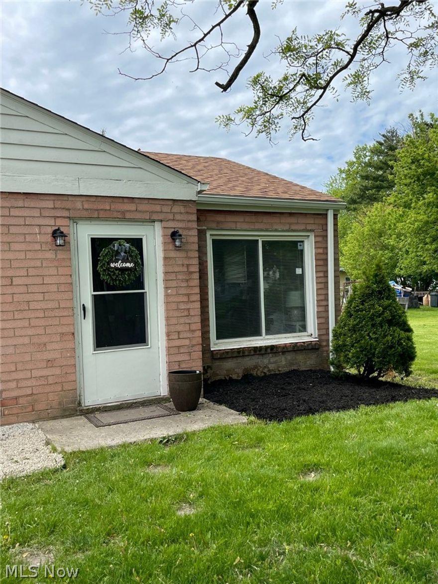 Enjoy the best of Vermilion living! Located just minutes from the lake, this home on Niagara Rd features a new roof and plenty of potential. Whether you are looking for a year-round residence or a vacation getaway, this property provides the perfect canvas. Don't miss your chance to own a piece of this vibrant coastal town!