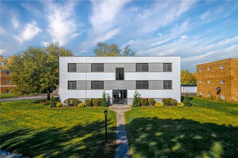 Apartment For Rent - 1673 Southbend Circle #2<br/> Rocky River, OH 44116