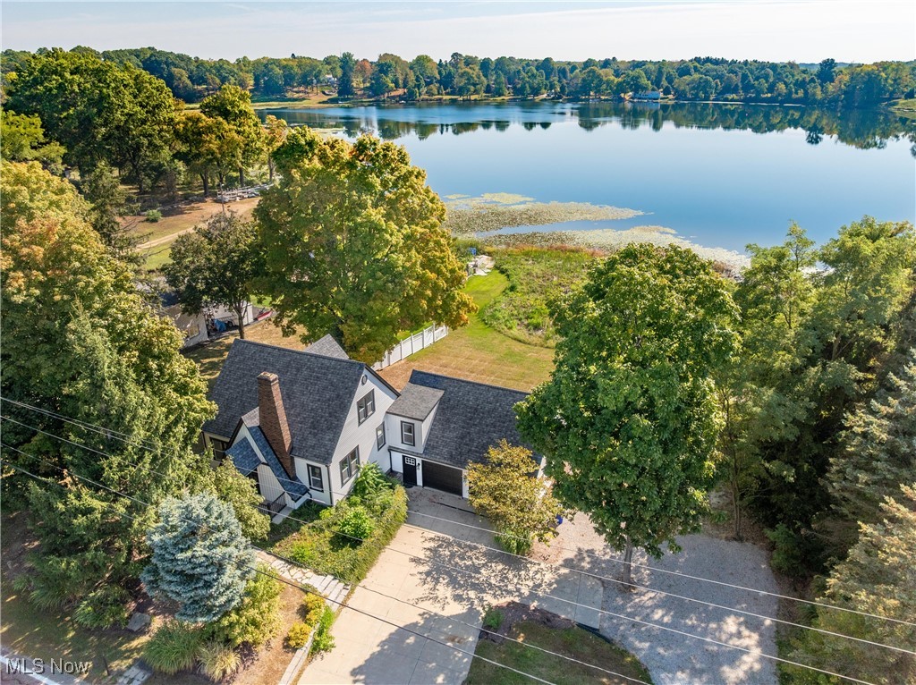 Welcome to this fully reimagined lakefront retreat! Perfectly positioned on the tranquil shores of Twin Lakes, this beautifully renovated 3-bedroom, 2 full and 2 half-bath home blends modern style with peaceful lakeside living—just minutes from vibrant downtown Kent. Inside, you’ll find an open, light-filled layout with high-end finishes throughout. Expansive windows frame stunning water views, while spacious living areas create an ideal setting for relaxing or entertaining. This rare opportunity offers comfort, elegance, and a true connection to nature. A must see!  Schedule your private showing today!