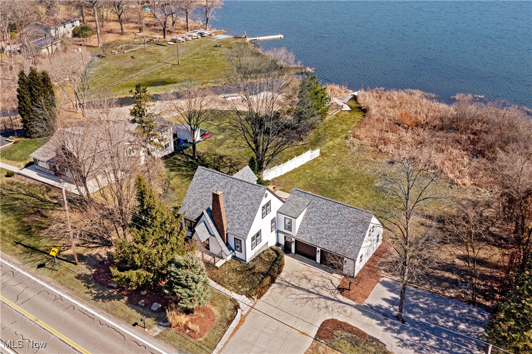 Welcome to this fully reimagined lakefront retreat! Perfectly positioned on the tranquil shores of Twin Lakes, this beautifully renovated 3-bedroom, 2 full and 2 half-bath home blends modern style with peaceful lakeside living—just minutes from vibrant downtown Kent. Inside, you’ll find an open, light-filled layout with high-end finishes throughout. Expansive windows frame stunning water views, while spacious living areas create an ideal setting for relaxing or entertaining. This rare opportunity offers comfort, elegance, and a true connection to nature. A must see! Schedule your private showing today!