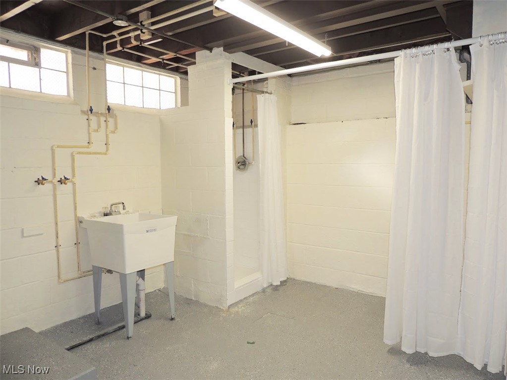 Mix King & Gibbs - Residential