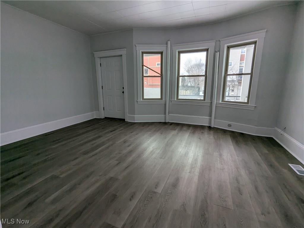 Cleveland, Ohio 44102, United States, 2 Bedrooms Bedrooms, ,1 BathroomBathrooms,Residential,Active,13159