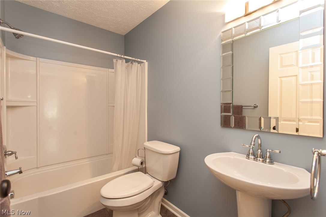 Lake Side Village Condo - Residential