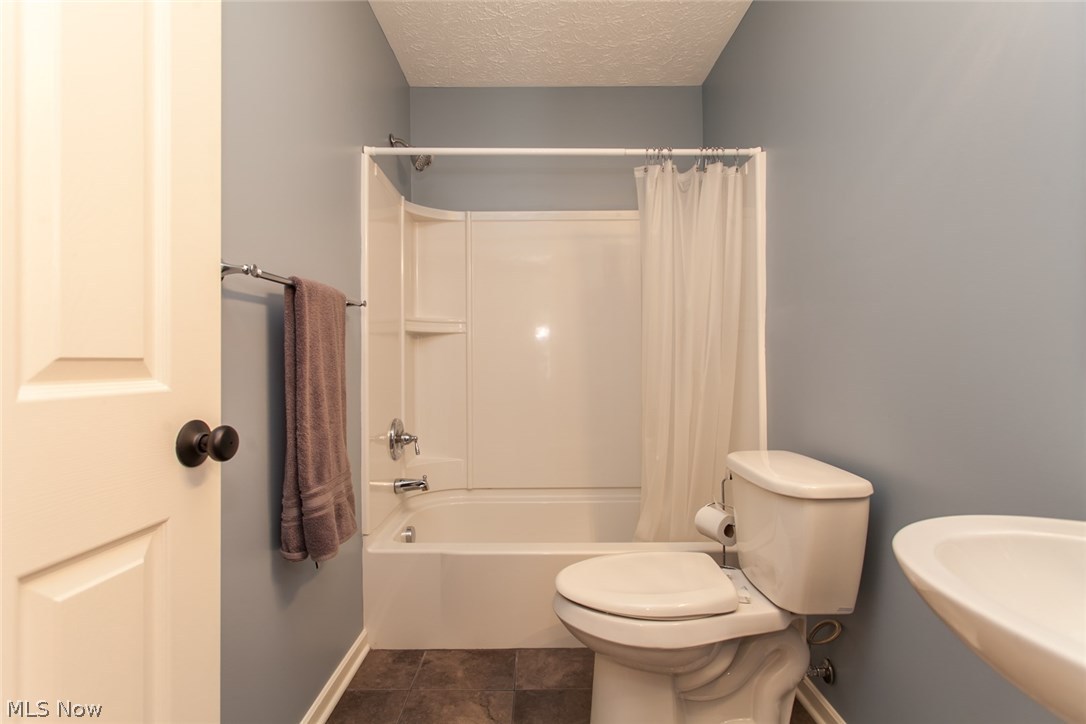 Lake Side Village Condo - Residential