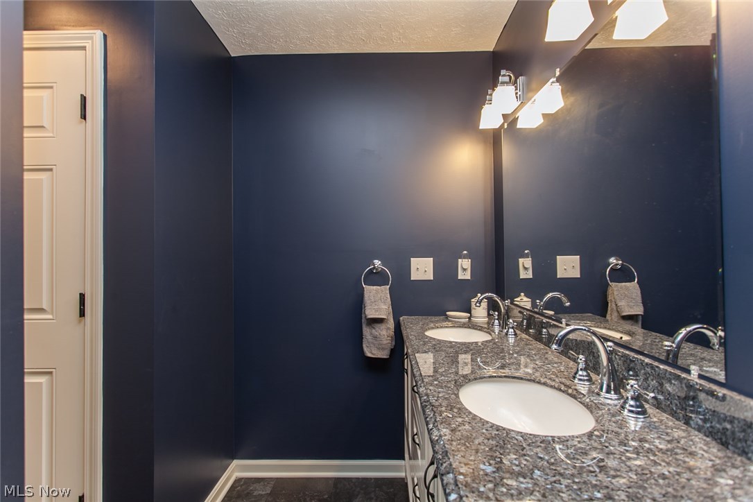 Lake Side Village Condo - Residential