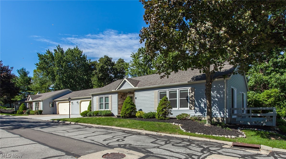 Lake Side Village Condo - Residential