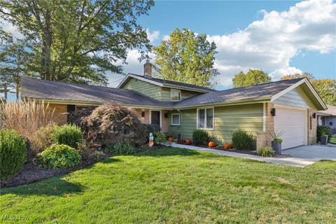 Photo for 26501 Waterbury Circle