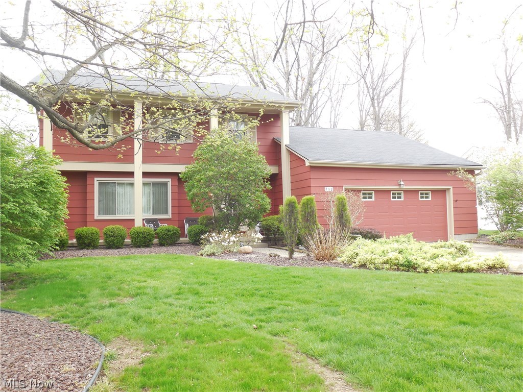 Applewood Acres - Residential