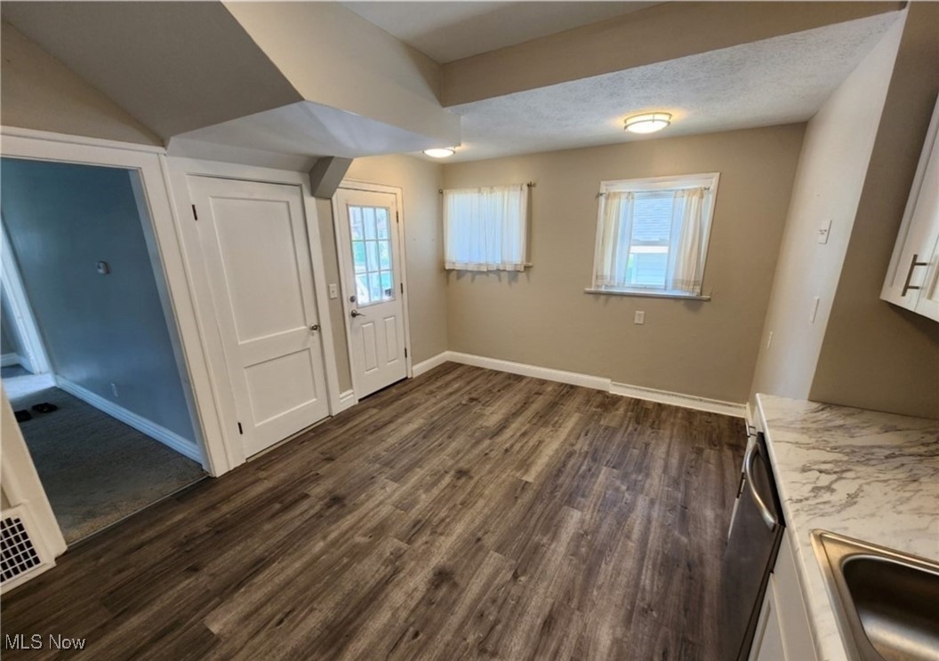 Shanafelts Springfield Lake - Residential Lease