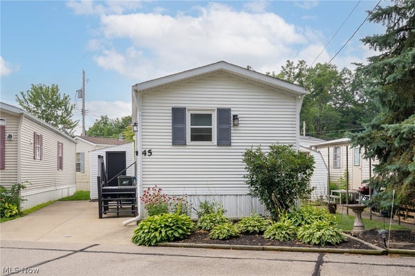 45 FLAMINGO AVE, AMHERST, OH 44001 - Image 84b9cfbc65303b9df0e32fa81aa34ed1/3725269747