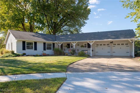 Photo for 580 Crossbrook Drive