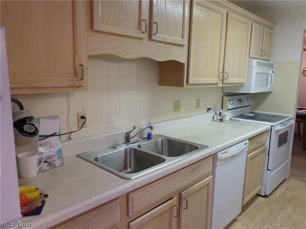 Silver Lake Towers Condo - Residential