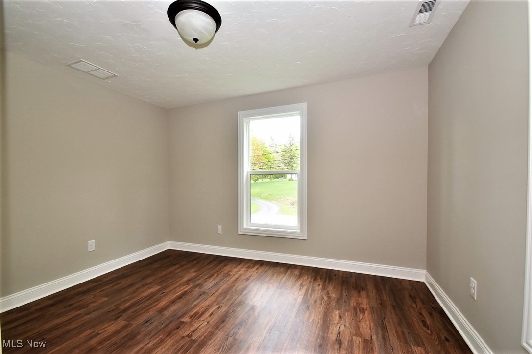 Chagrin Falls, Ohio 44023, United States, 4 Bedrooms Bedrooms, ,2 BathroomsBathrooms,Residential,Active,152928