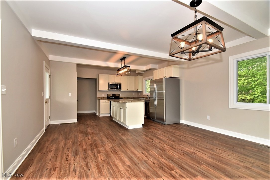 Chagrin Falls, Ohio 44023, United States, 4 Bedrooms Bedrooms, ,2 BathroomsBathrooms,Residential,Active,152928