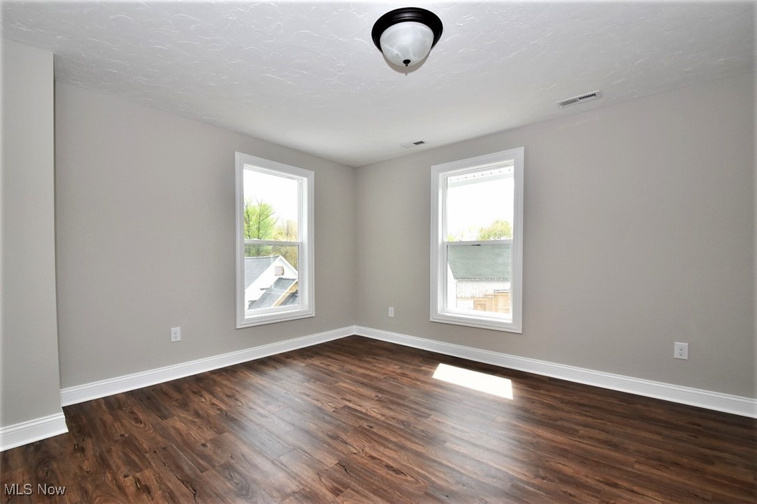 Chagrin Falls, Ohio 44023, United States, 4 Bedrooms Bedrooms, ,2 BathroomsBathrooms,Residential,Active,152928