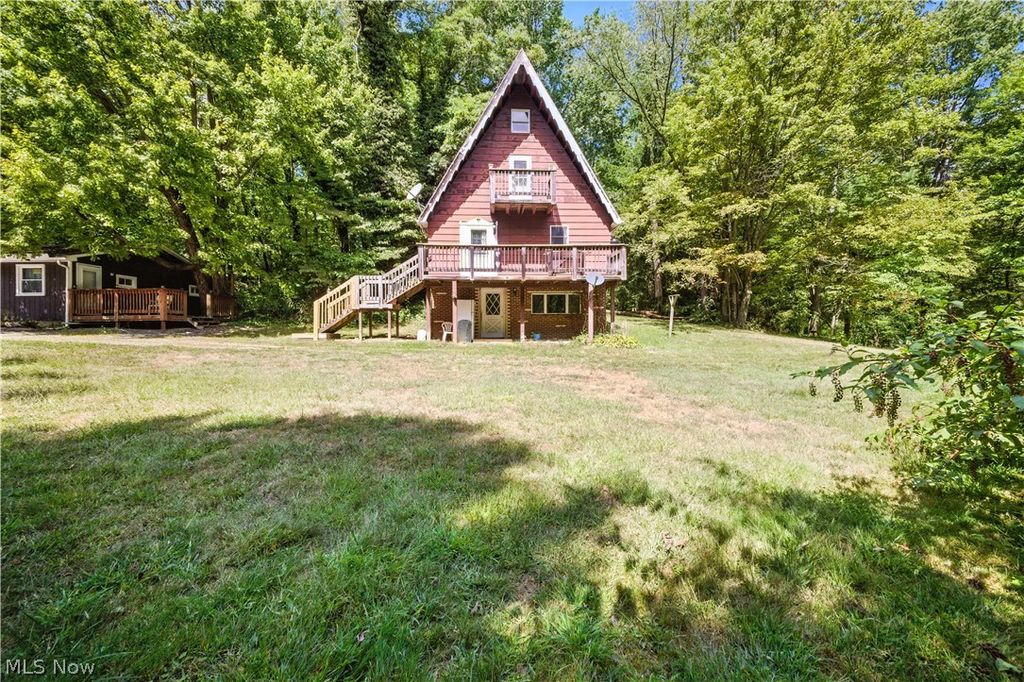 Photo of 42641 sr-517, Columbiana, OH 44408 (MLS # 5202680)