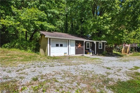 Tiny photo for 42641 sr-517, Columbiana, OH 44408 (MLS # 5202680)