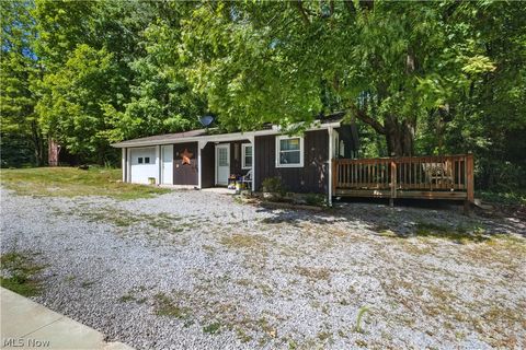 Tiny photo for 42641 sr-517, Columbiana, OH 44408 (MLS # 5202680)