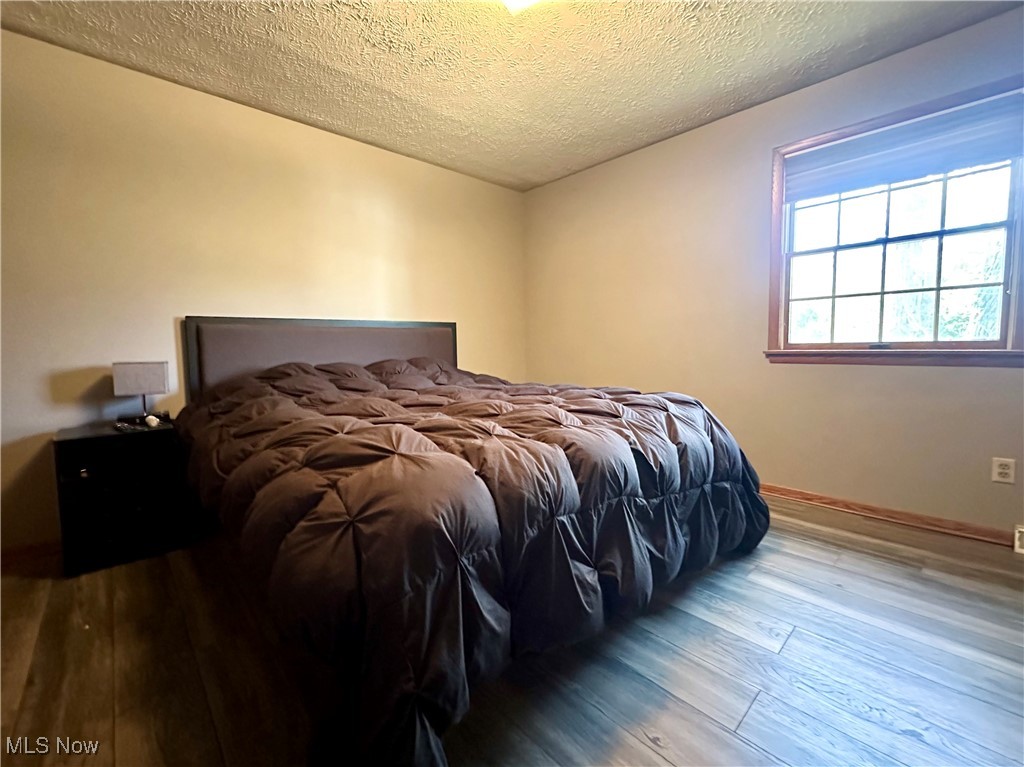 352 N Rhodes Avenue, Niles, Ohio image 15