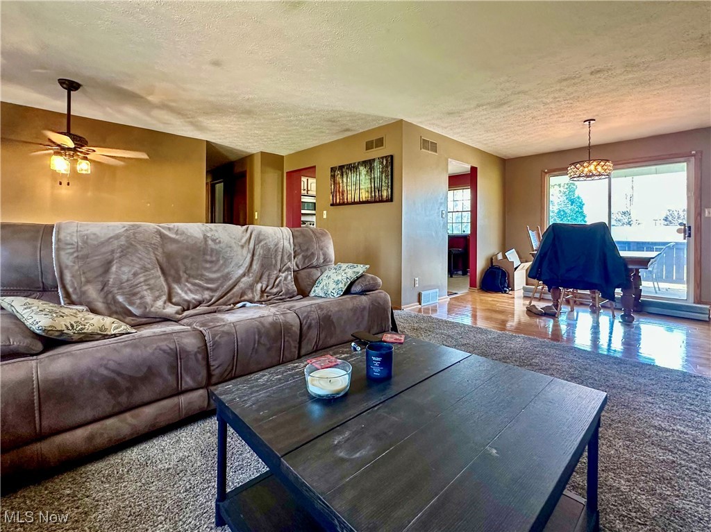 352 N Rhodes Avenue, Niles, Ohio image 3