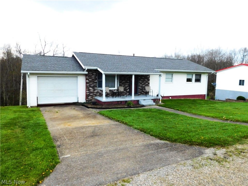 Photo of 52235 West Drive, Beallsville, OH 43716 (MLS # 5200746)