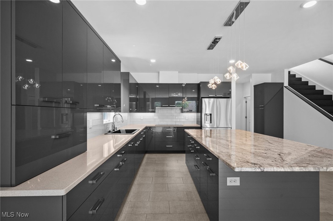 2144 W 18th Street, Cleveland, Ohio image 12