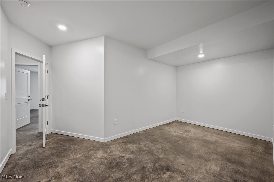 2144 W 18th Street, Cleveland, Ohio image 47