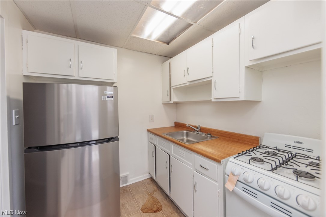 Blisswood Village Condo - Residential