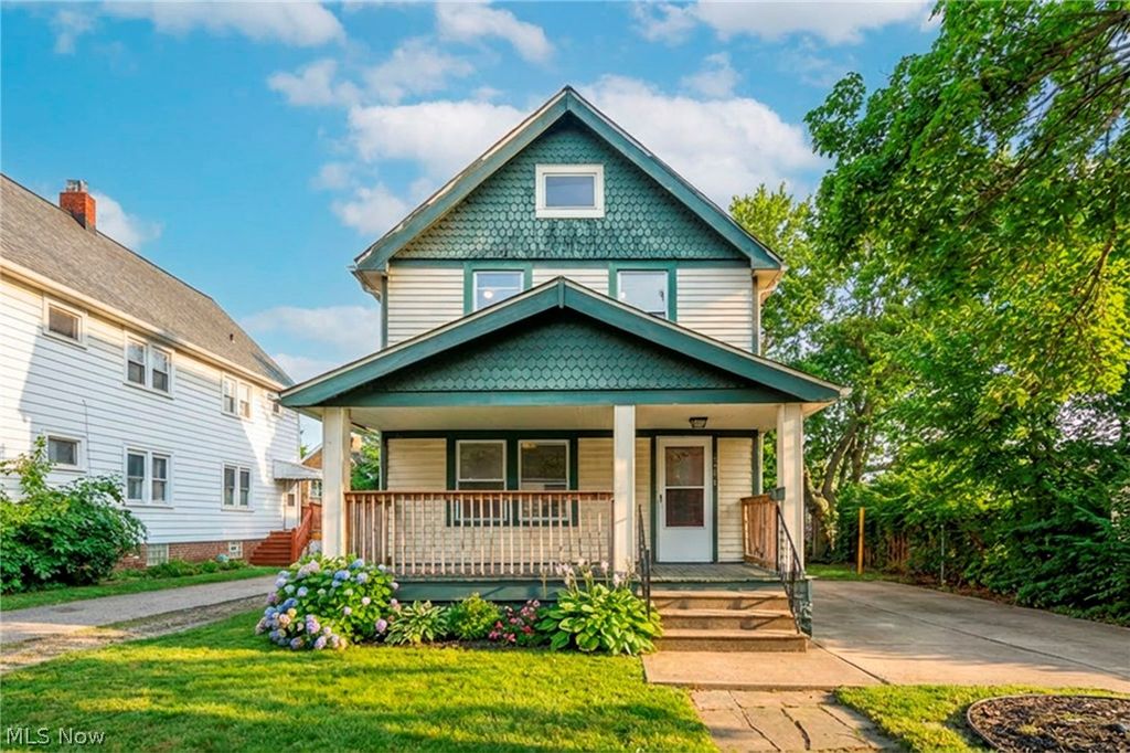 Photo of 3514 Schiller Avenue, Cleveland, OH 44109 (MLS # 5191197)