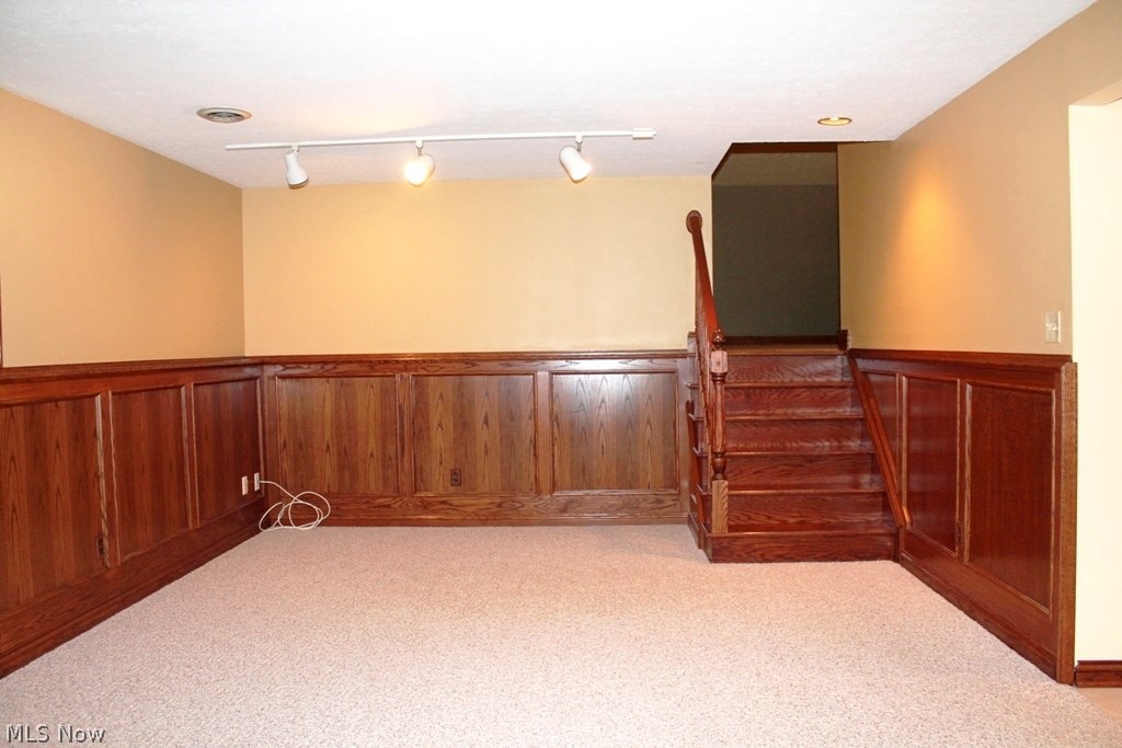 John R Eski 02 - Residential