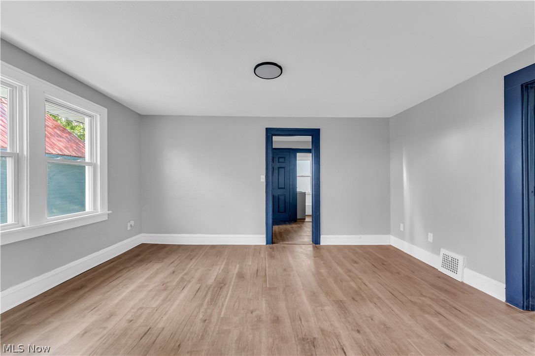 Edgewater Land Co - Residential Income