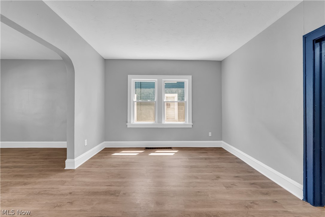 Edgewater Land Co - Residential Income