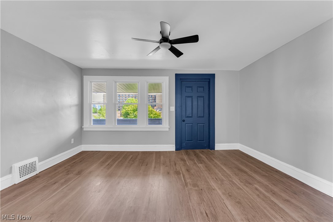 Edgewater Land Co - Residential Income