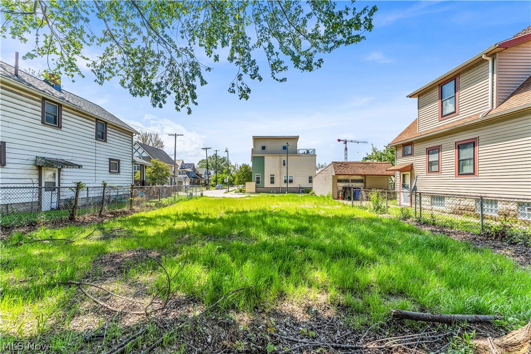 Edgewater Land Co - Residential Income