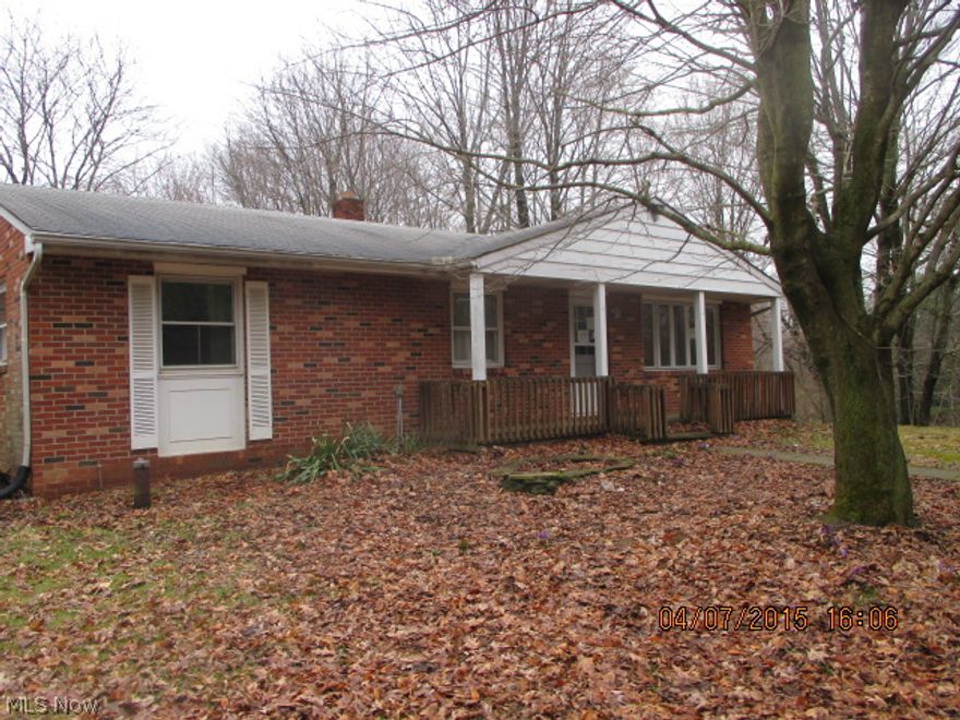 Want to live in the Country but still close enough to city then this cozy ranch is your home. Just add your own finishing touches. Nice size lot to enjoy all your family gatherings and entertain your friends.