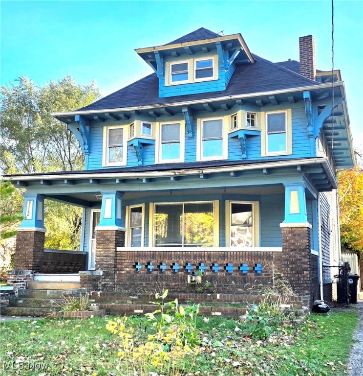 9112 Parmelee Avenue