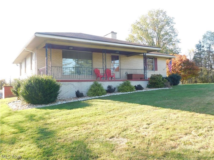 This beautiful two bedoom brick ranch sits on 1.39 acres of usable land. This is country living at it's best. It's close to all amenities and at the same time you have the leisure of living out of the city. Love to garden? It's there! Set your appointment before this one is gone!