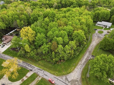 Tiny photo for 1537 Lake Crest Drive, Roaming Shores, OH 44084 (MLS # 5210599)