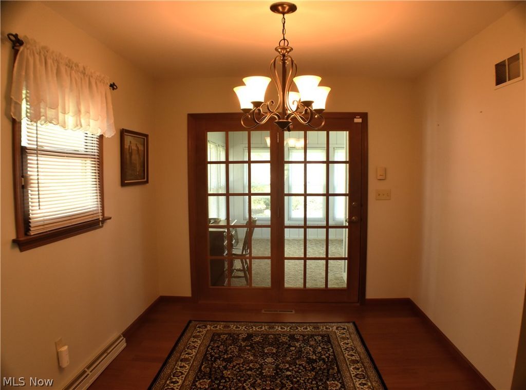 Photo of 1003 Eppley Avenue, Zanesville, OH 43701 (MLS # 5202814)