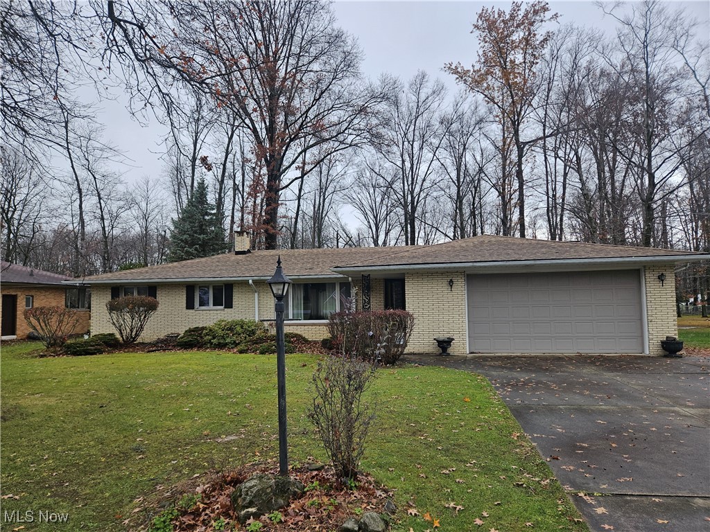 4754 Maple Lane, North Royalton, Ohio image 3