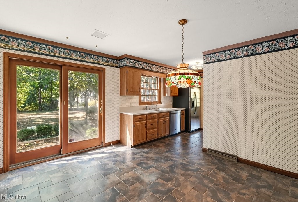 Revere Manor - Residential