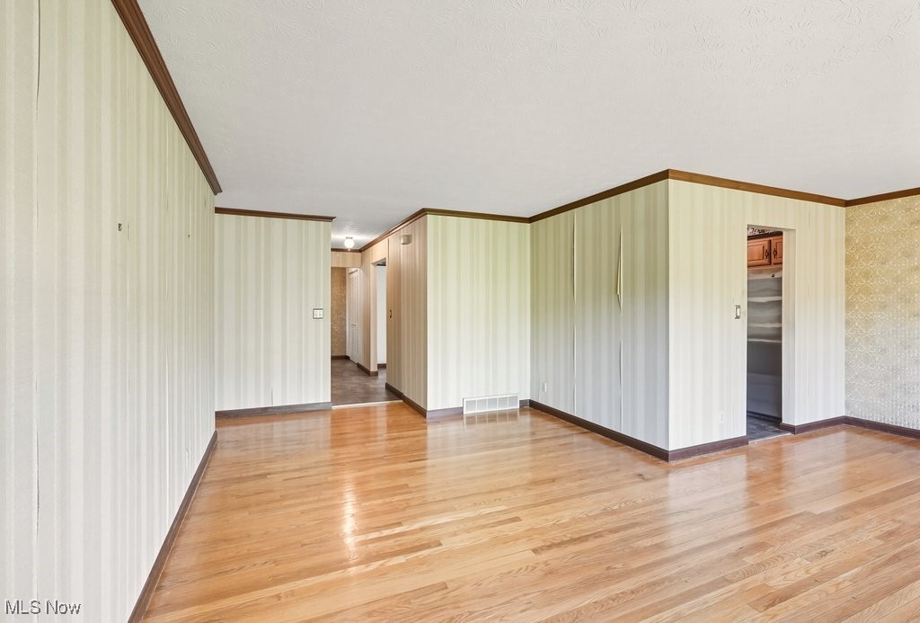 Revere Manor - Residential