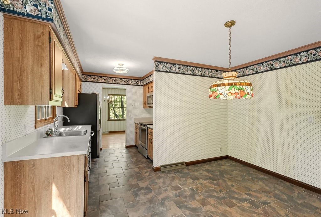 Revere Manor - Residential