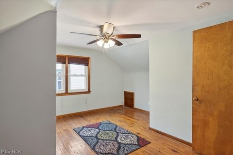 Tiny photo for 17282 Mccracken Road, Maple Heights, OH 44137 (MLS # 5186992)